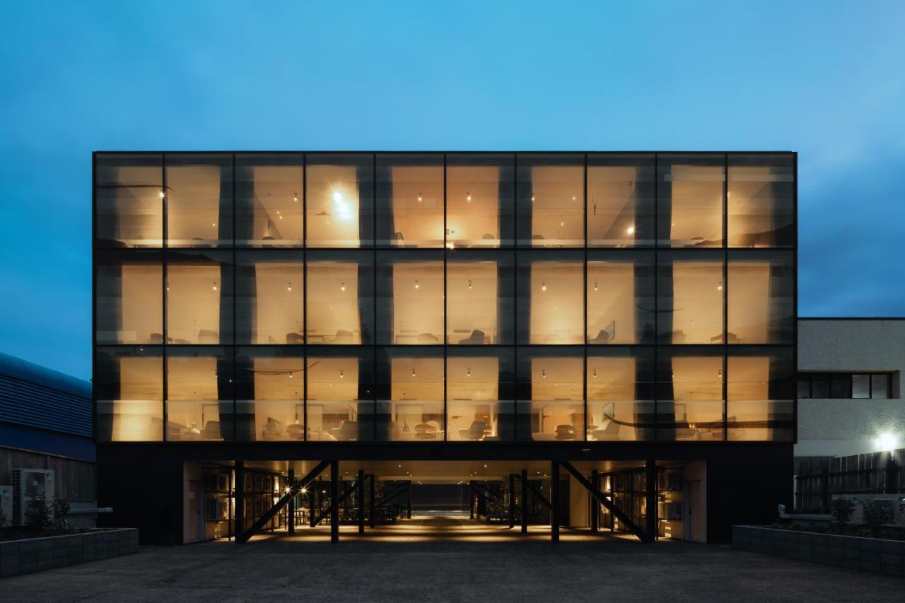 Ebb-Dunedin Dış mekan fotoğraf The new building of the University of Liechtenstein